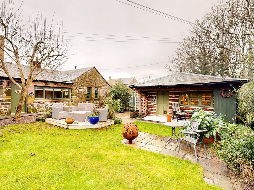 3 bed bungalow for sale in Black Cat Cottage, Deads Lane,