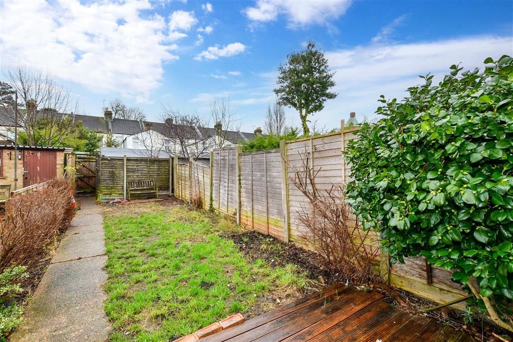 3 bed terraced house for sale in May Road, Gillingham, Kent ME7, £230,000 Zoopla