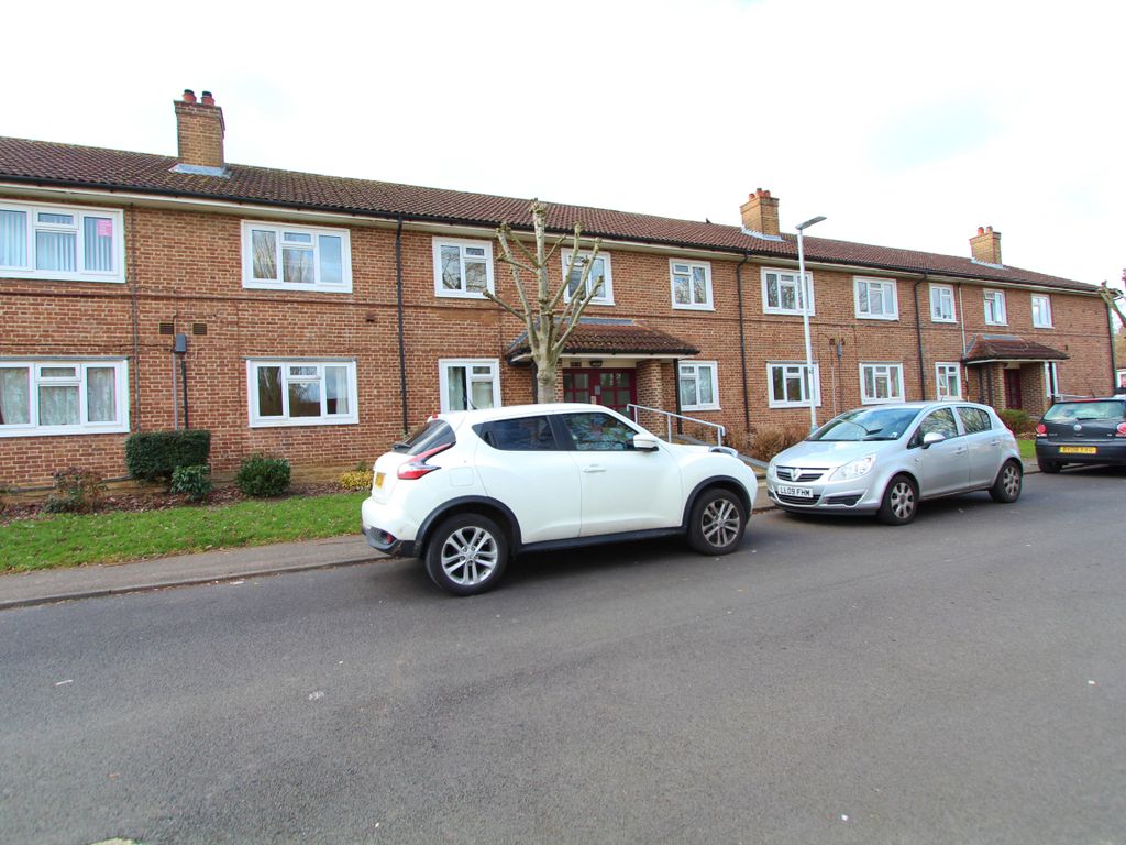 2 bed flat to rent in Haydon Drive, Pinner HA5 Zoopla