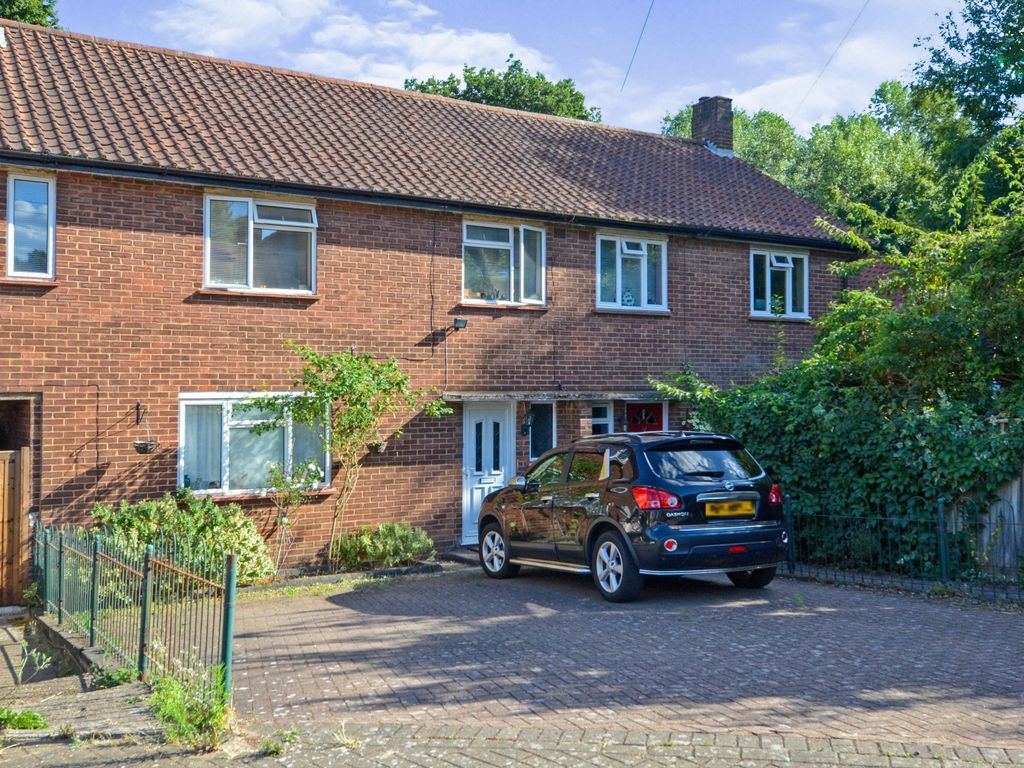 4 bed terraced house for sale in Eaton Close, Stanmore HA7 Zoopla