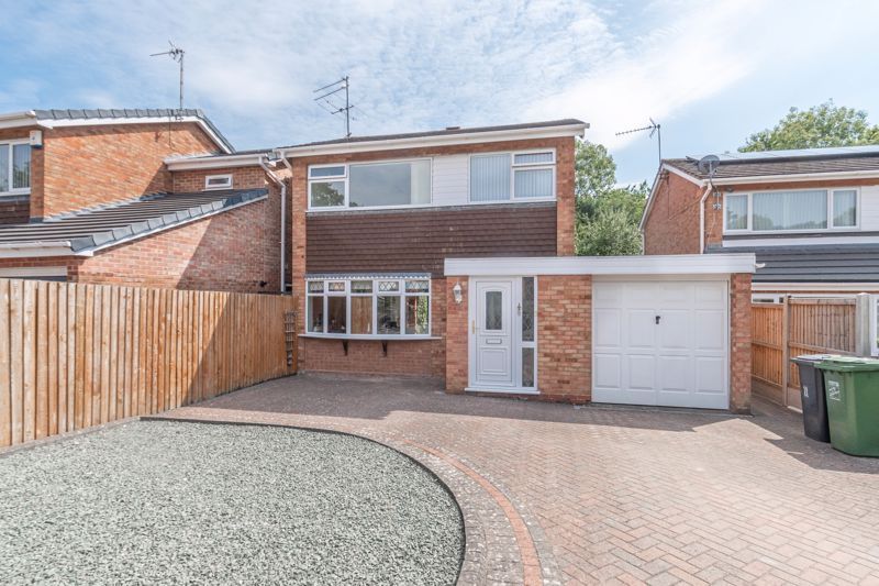 3 bed detached house for sale in Foredrift Close, Southcrest, Redditch