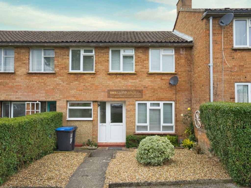 3 bed property to rent in Garden Avenue, Hatfield AL10 Zoopla
