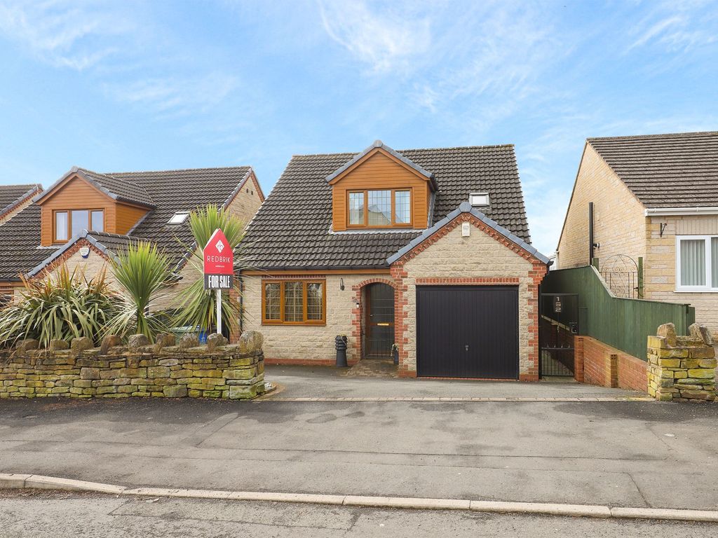 4 bed detached house for sale in Brockwell Lane, Chesterfield S40 Zoopla