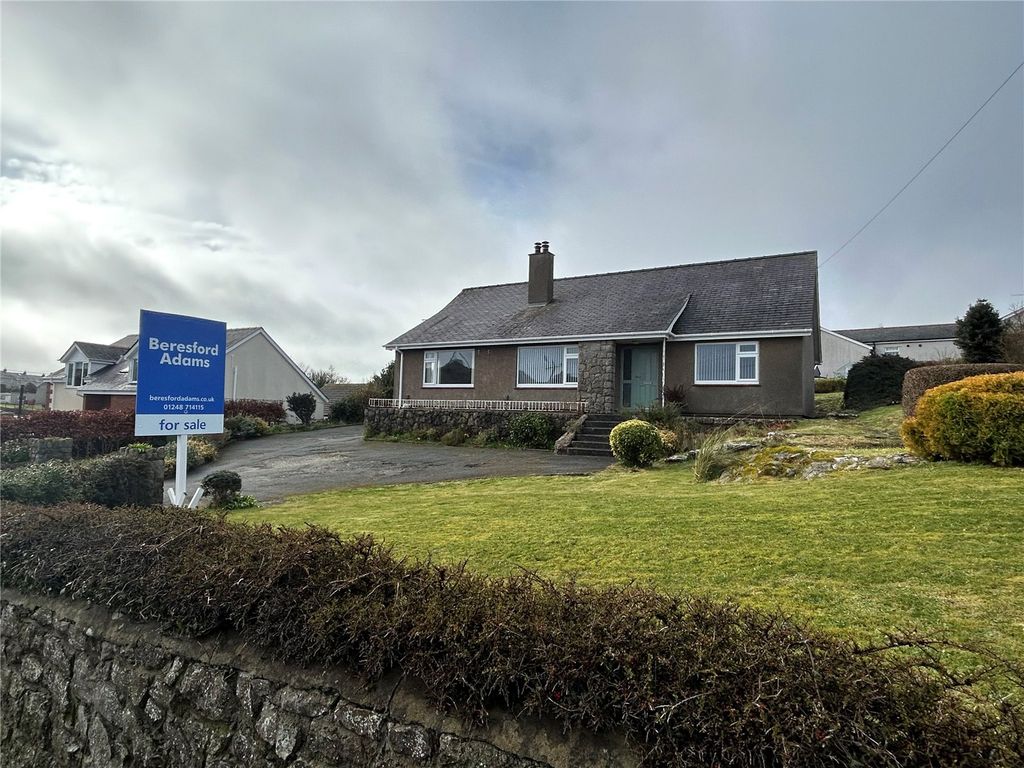 4 bed bungalow for sale in Penysarn, Anglesey, Sir Ynys Mon LL69 Zoopla