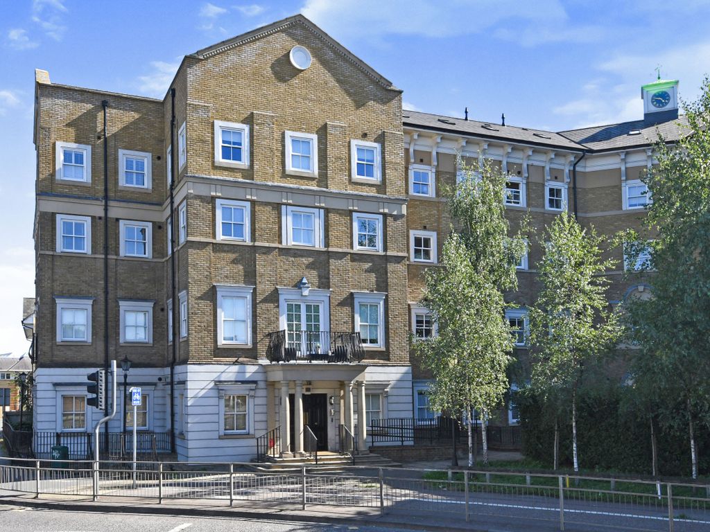1 bed flat for sale in Broomfield Road, Chelmsford CM1, £195,000 Zoopla