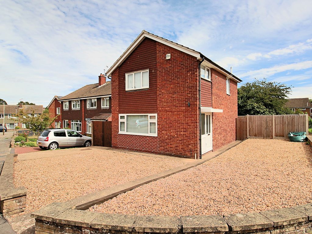 3 bed detached house for sale in Elsham Close, Leicester LE3, £279,950