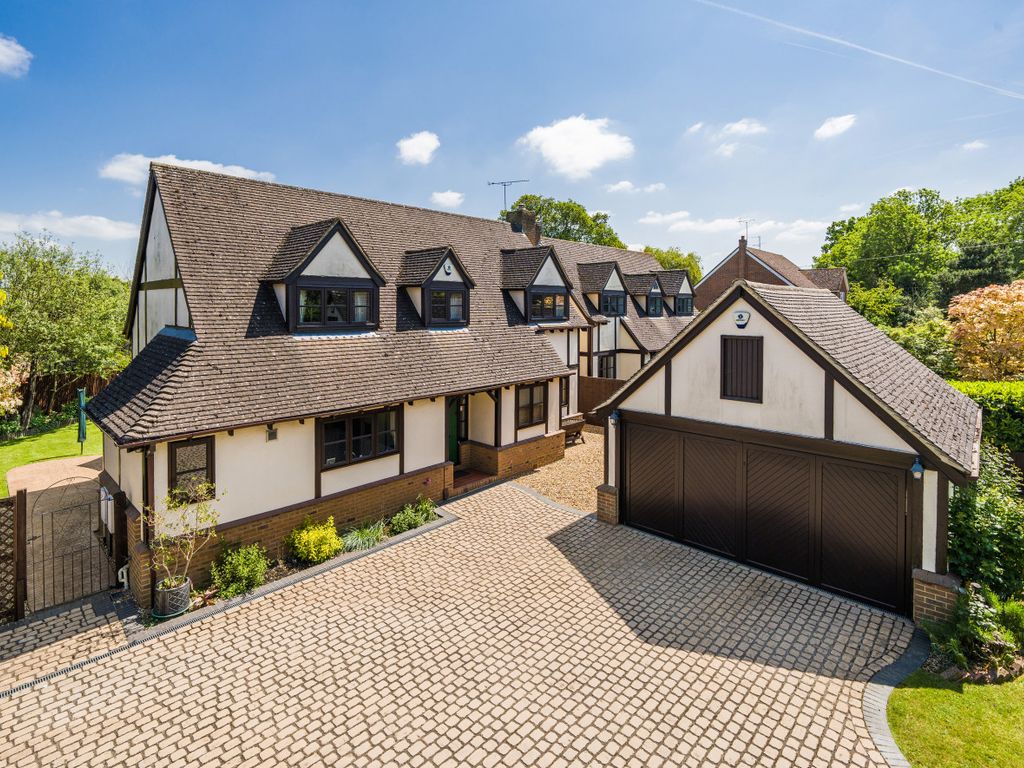 4 bed detached house for sale in Watmore Lane, Winnersh, Wokingham RG41 Zoopla