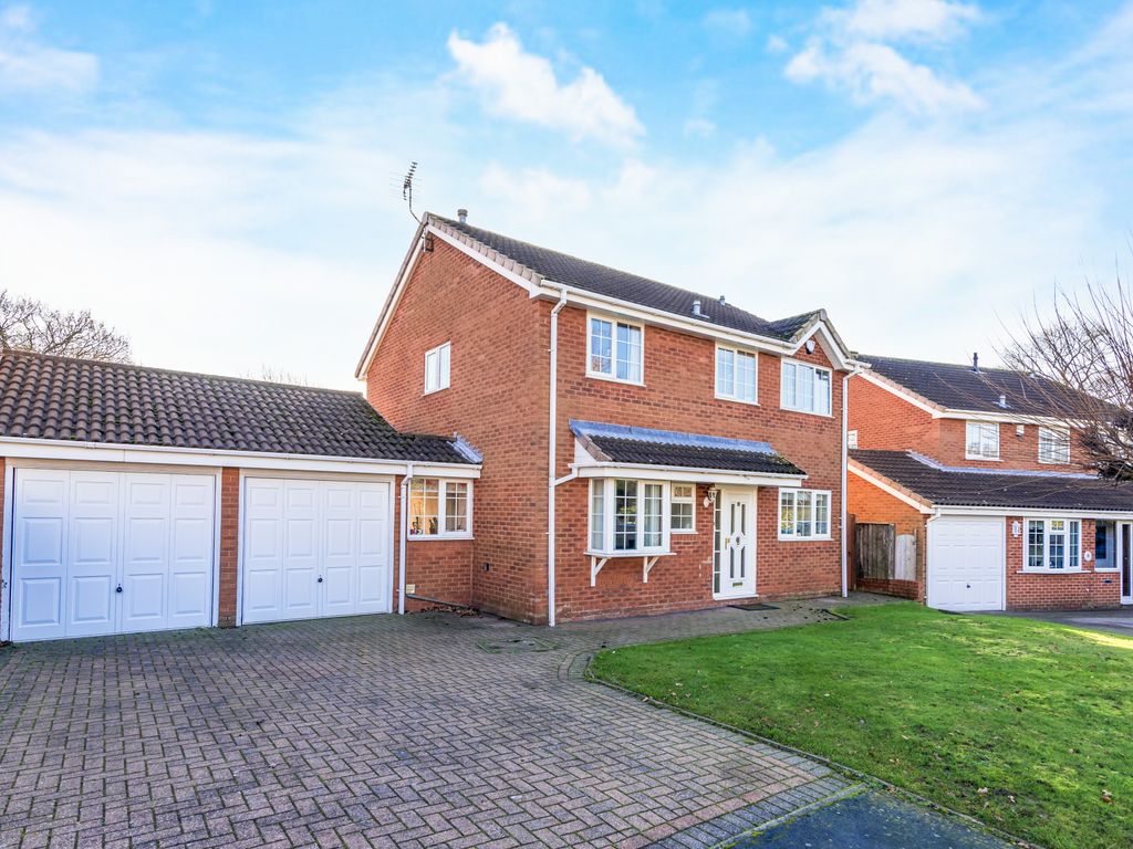 4 bed detached house for sale in Kinver Croft, Sutton Coldfield B76