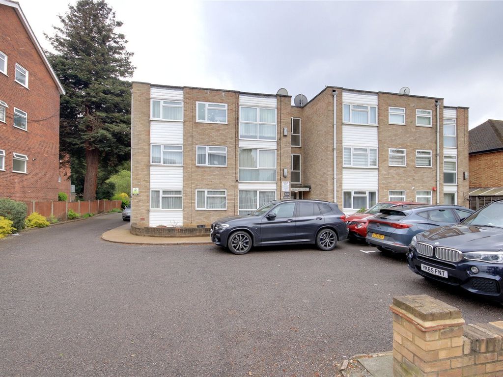 1 bed flat for sale in London Road, Enfield EN2 Zoopla