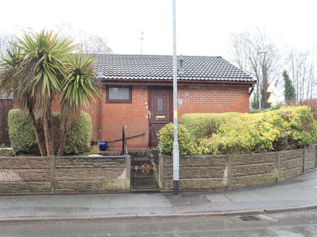 2 bed detached bungalow for sale in Mills Hill Road, Manchester M24