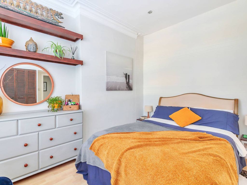 Princes Avenue, Muswell Hill, London N10  