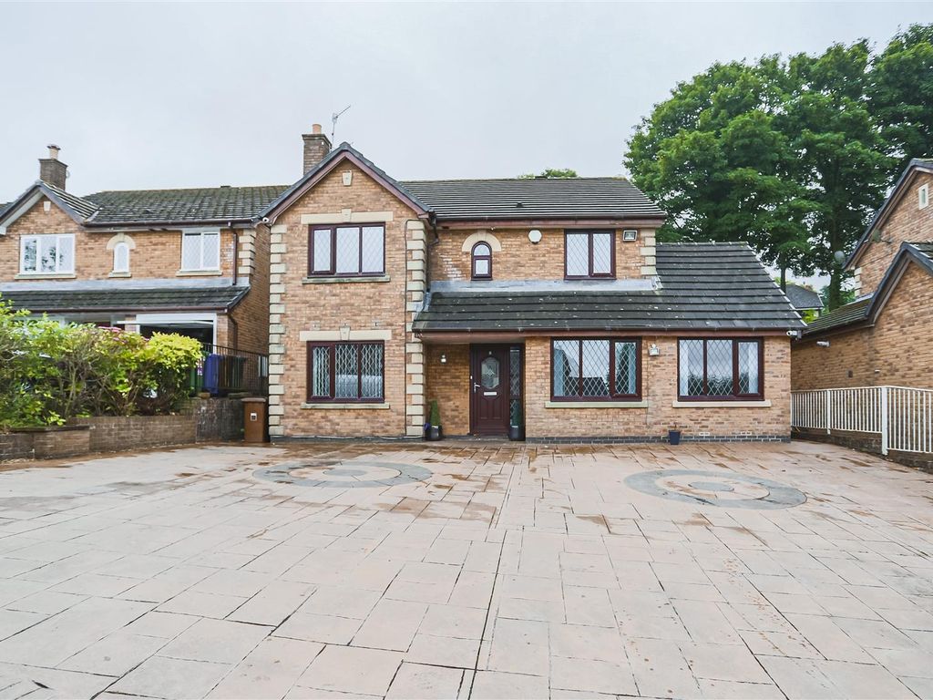 6 bed detached house for sale in Hillsborough Avenue, Brierfield