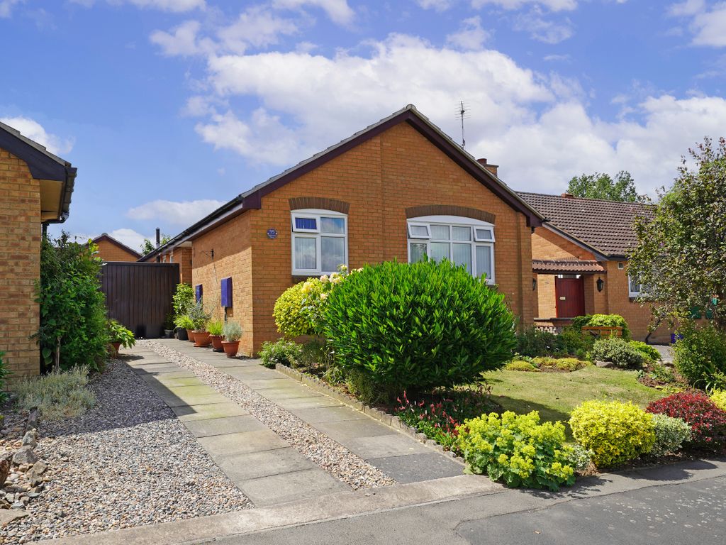 3 bed detached bungalow for sale in Sycamore Drive, Groby, Leicester