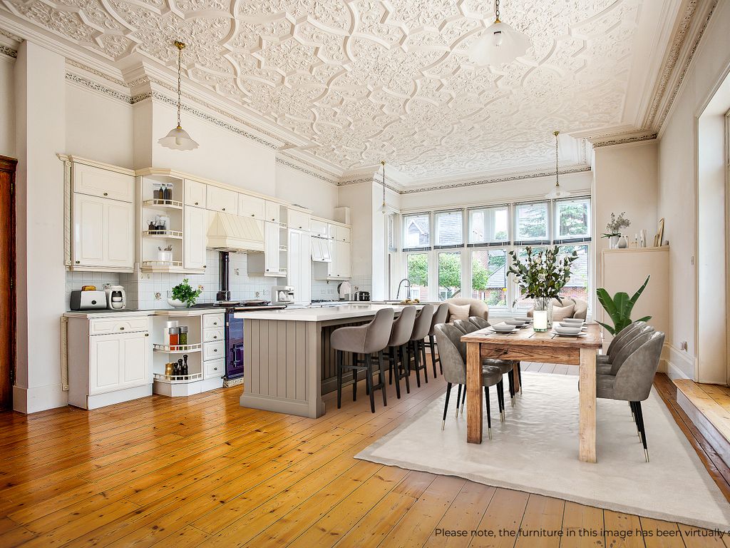 2 bed flat for sale in Tanbridge Park, Horsham RH12, £595,000 Zoopla