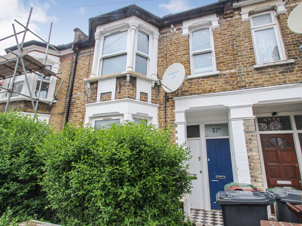 2 bed flat to rent in Leyton Park Road, Leyton, London E10 Zoopla