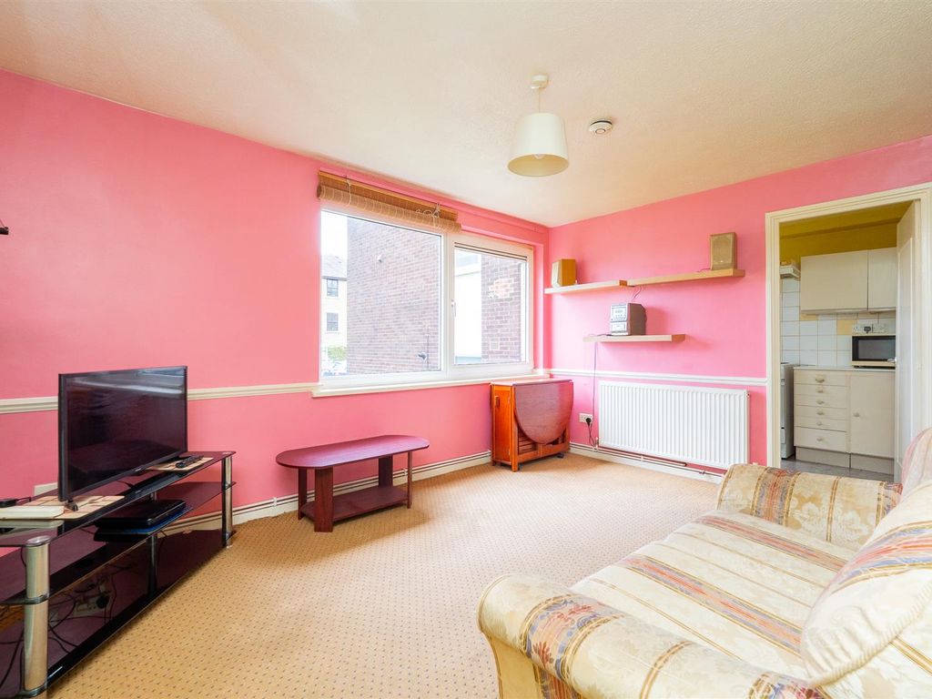 1 bed flat for sale in Stanley Road, Carshalton SM5 Zoopla