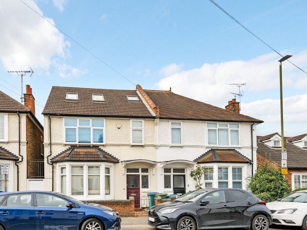 Houses For Sale Watford Wd18 at John Duncanson blog