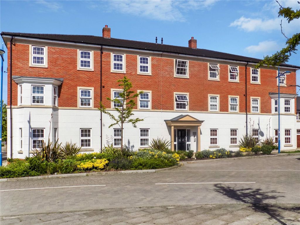 2 bed flat for sale in Vaughan Williams Way, Swindon, Wiltshire SN25