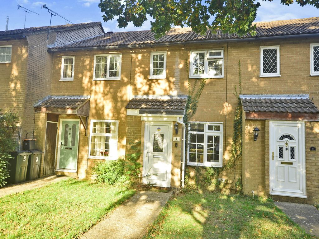 2 bed terraced house for sale in Manorfield, Ashford TN23 Zoopla