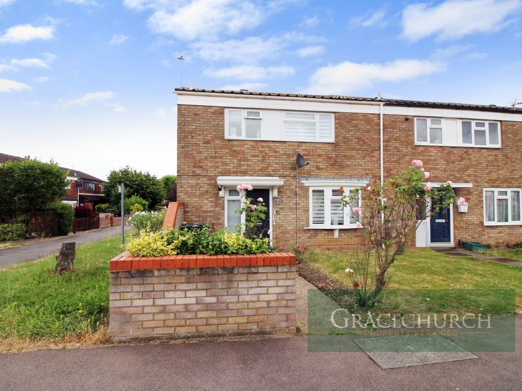 3 bed end terrace house for sale in Roundhills, Waltham Abbey EN9, £