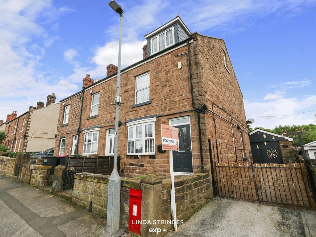 3 bed end terrace house for sale in Bole Hill, Treeton, Rotherham S60