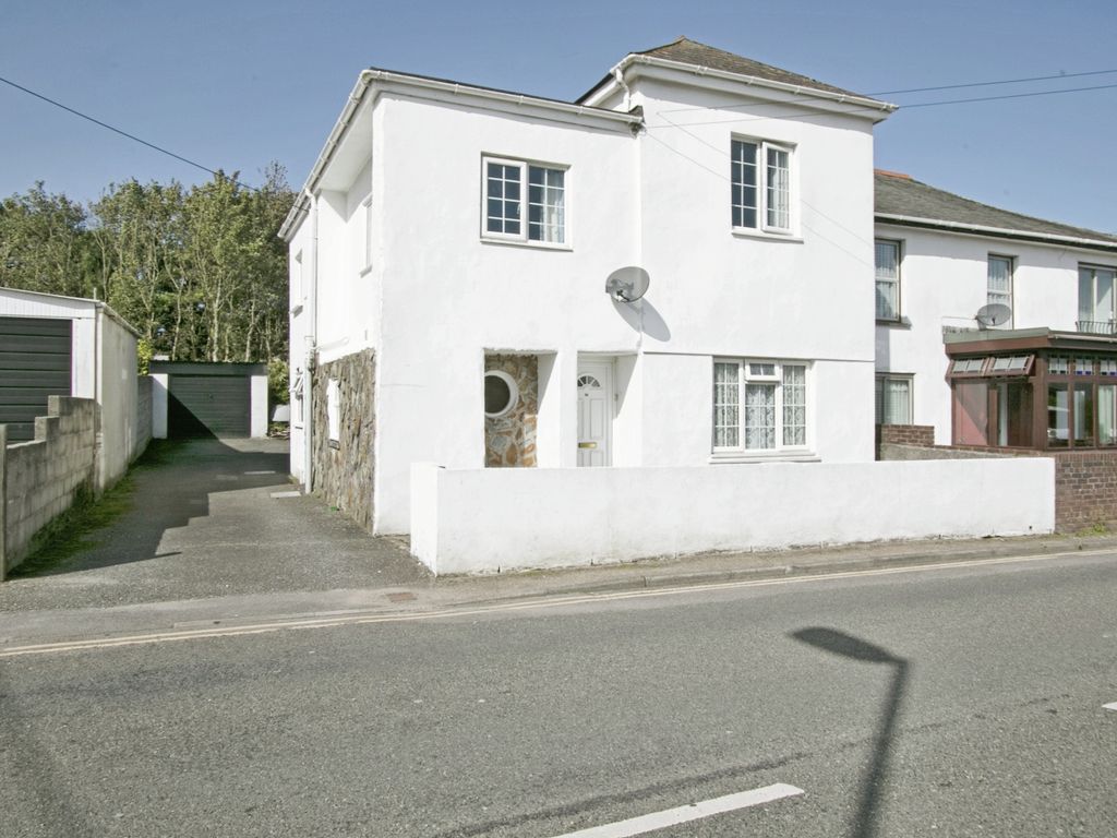 4 bed semidetached house for sale in Station Road, Pool, Redruth