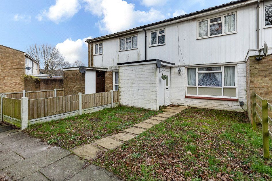 3 bed terraced house for sale in Jewel Walk, Bewbush, Crawley, West