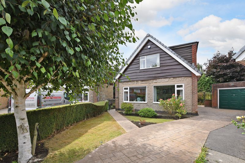3 bed detached house for sale in Greenfield Drive, Greenhill, Sheffield