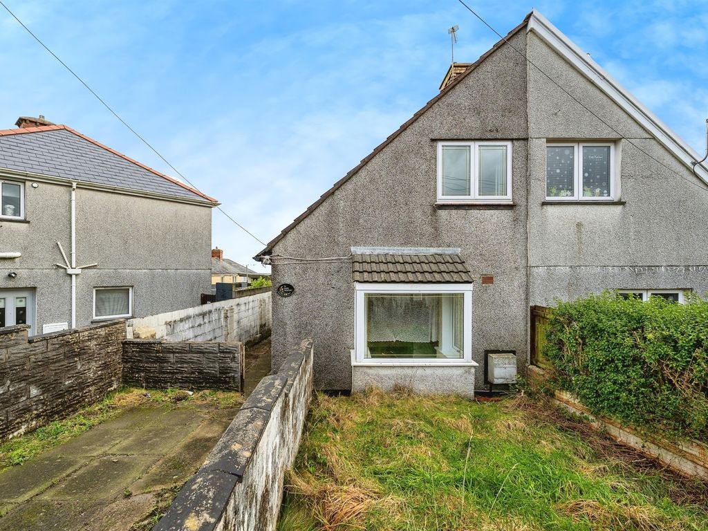 2 bed semidetached house for sale in Eigen Crescent, Mayhill, Swansea SA1, £100,000 Zoopla