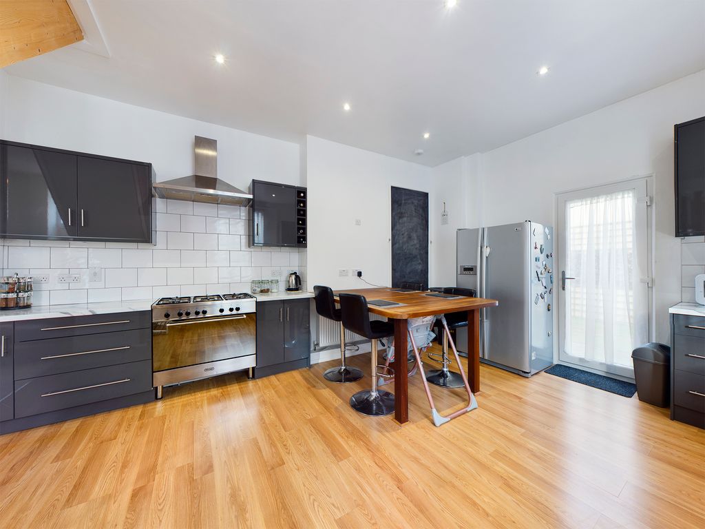 3 bed end terrace house for sale in Cathcart Avenue, Plymouth PL4, £