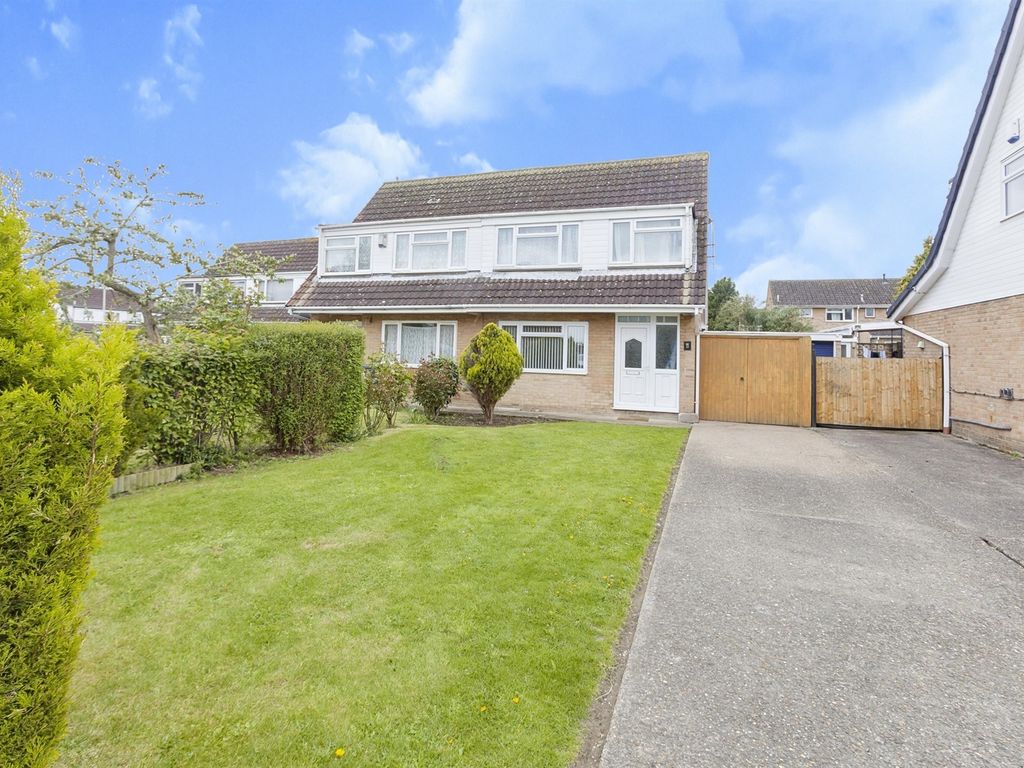 3 bed semidetached house for sale in Darenth Drive, Leicester LE4 Zoopla