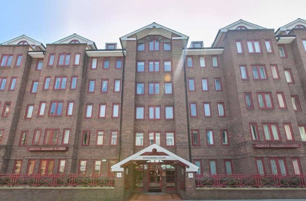 Moscow Road, Bayswater W2  