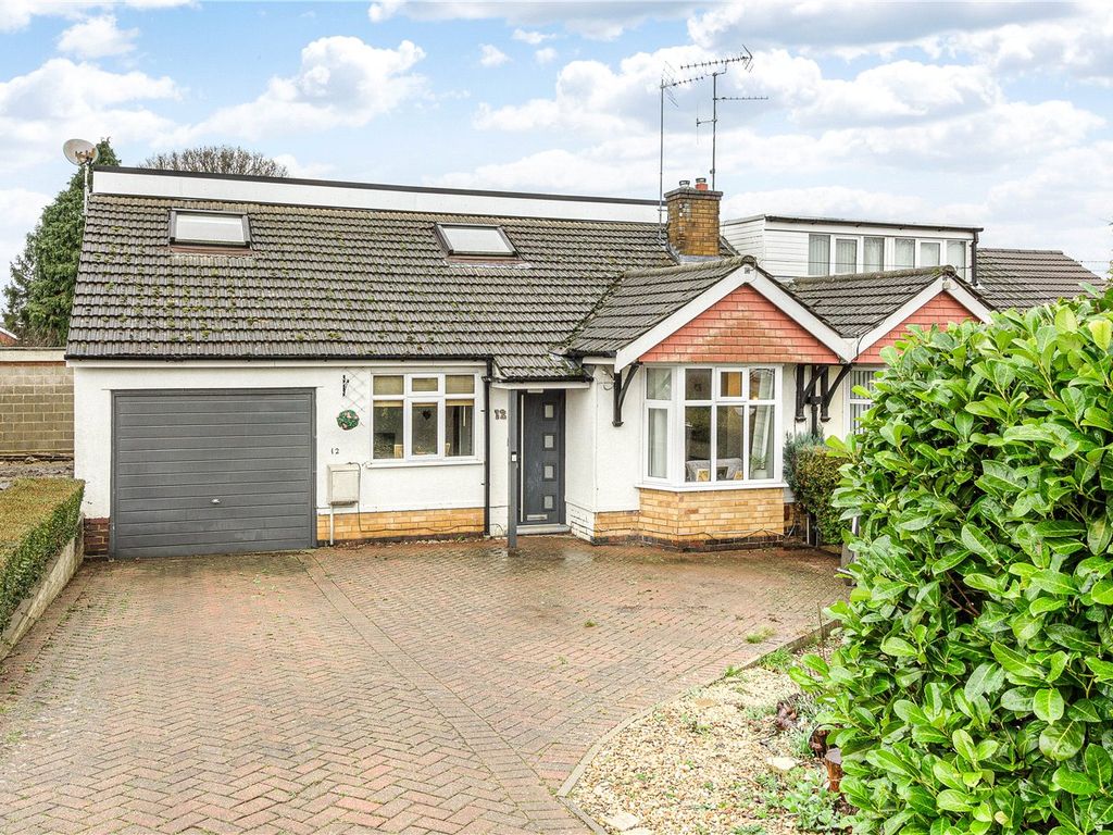 3 bed semidetached house for sale in Boughton Road, Moulton