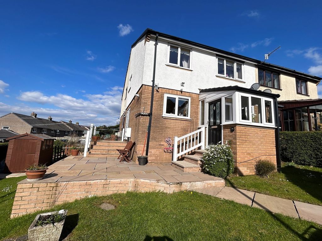 2 bed semidetached house for sale in Beresford Avenue, ChapelEnLe