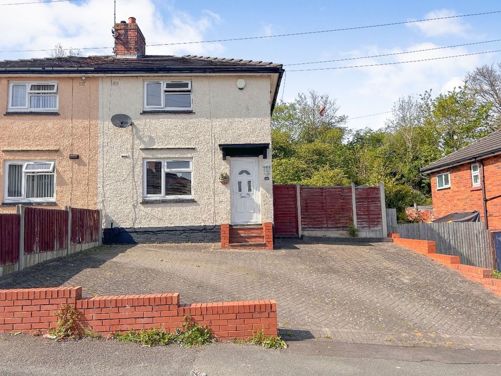 2 bed semidetached house for sale in Golden Hillock Road, Netherton