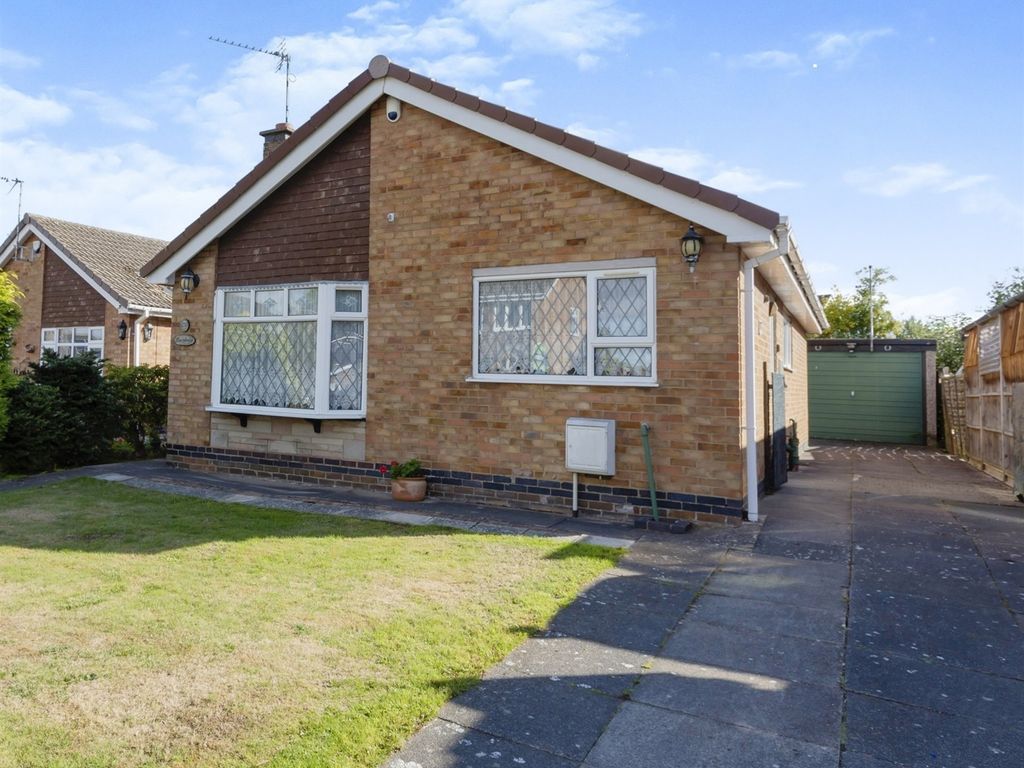 2 bed detached bungalow for sale in Wensleydale Avenue, Barwell