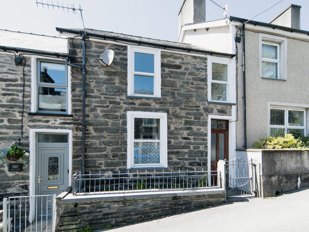 3 bed terraced house for sale in Leeds Street, Blaenau Ffestiniog