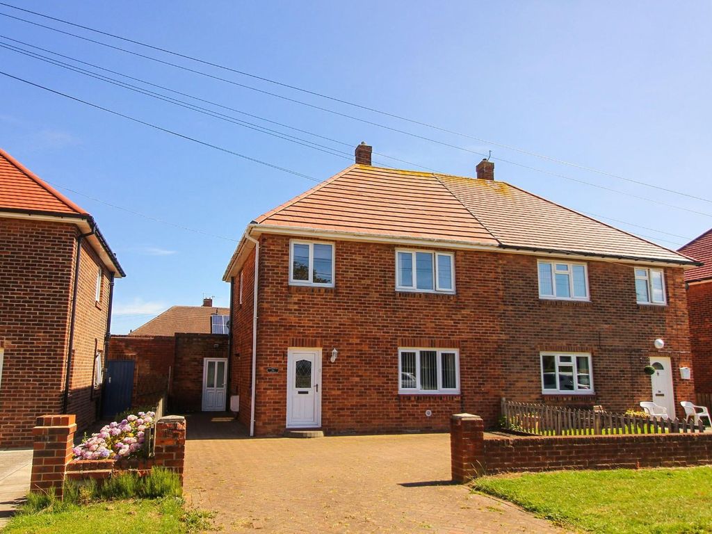 3 bed semidetached house to rent in Prospect Avenue, Seaton Delaval