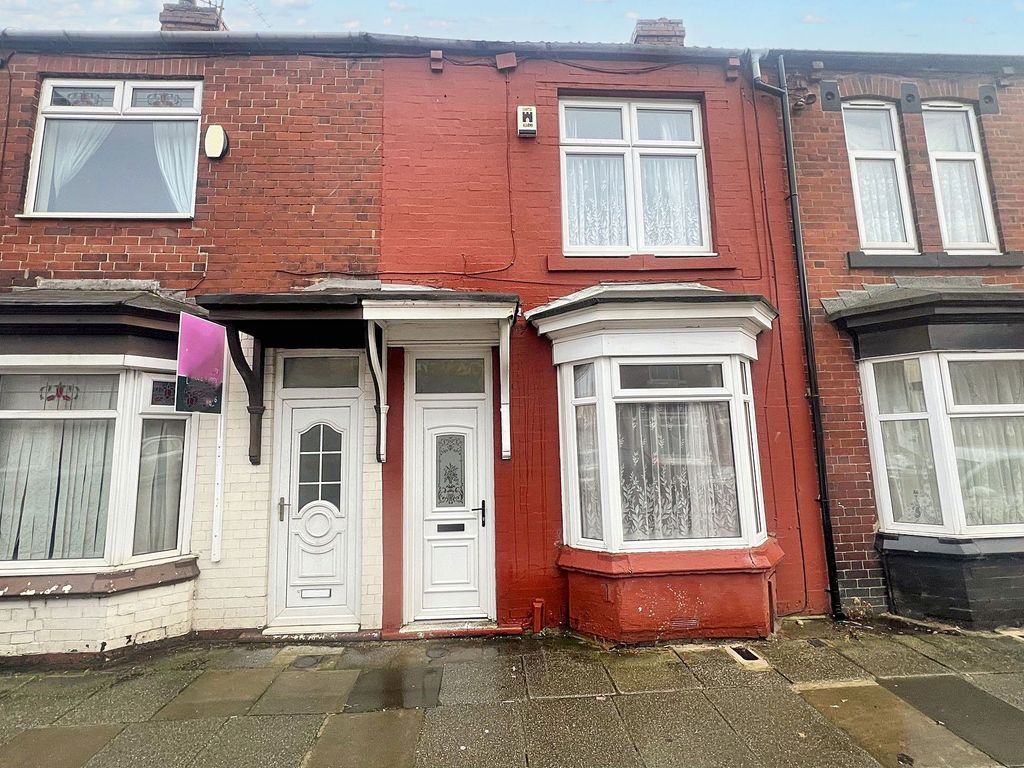 3 bed terraced house for sale in Thornton Street, North Ormesby