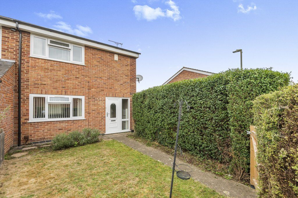 2 bed end terrace house for sale in Ashgate, Abingdon, Oxfordshire OX14
