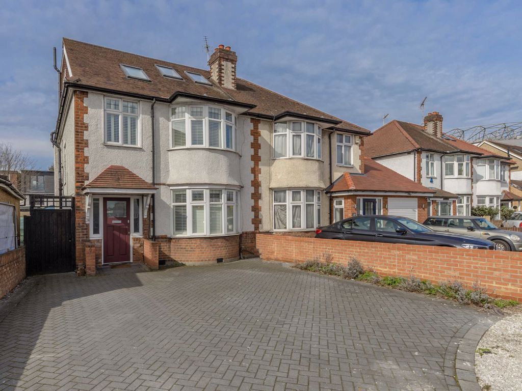 4 bed property to rent in Whitton Road, Twickenham TW1 Zoopla