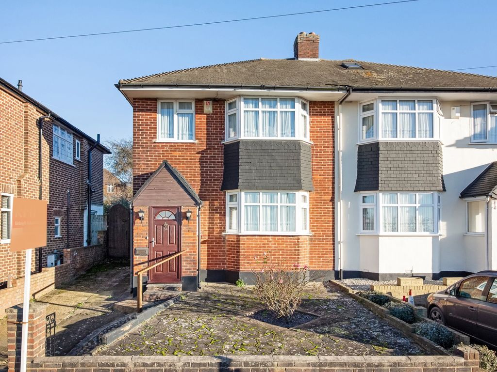 3 bed semidetached house for sale in Dale Park Road, London SE19, £