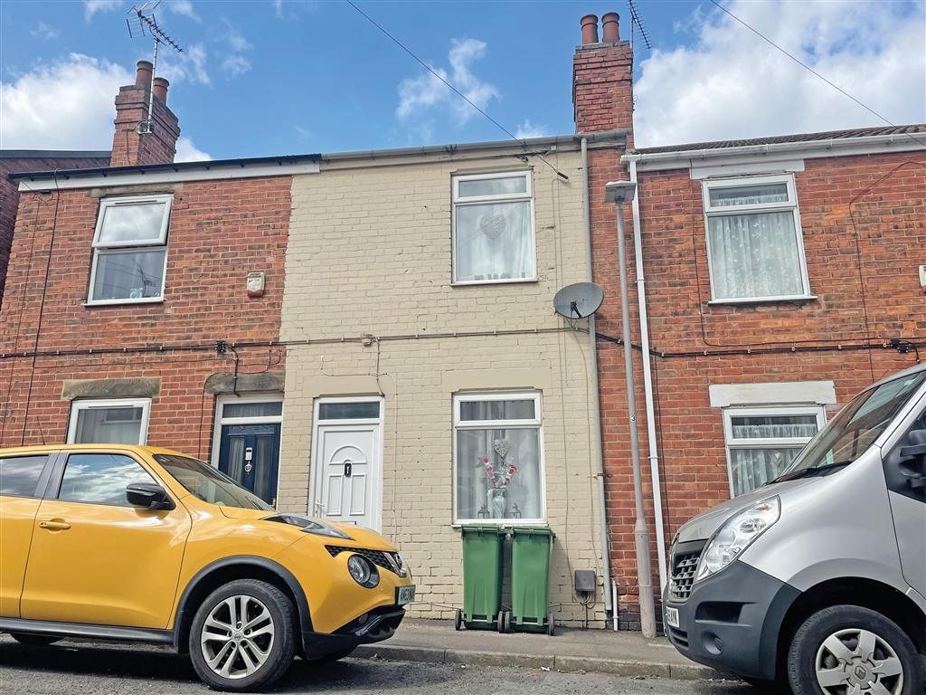 3 bed end terrace house for sale in Vickers Street, Warsop, Mansfield