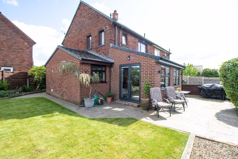 3 bed semidetached house for sale in Iris Avenue, Kearsley, Bolton BL4