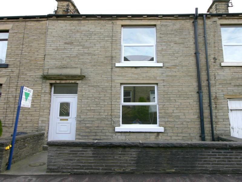2 bed terraced house to rent in Thornhill Road, Rastrick, Brighouse HD6