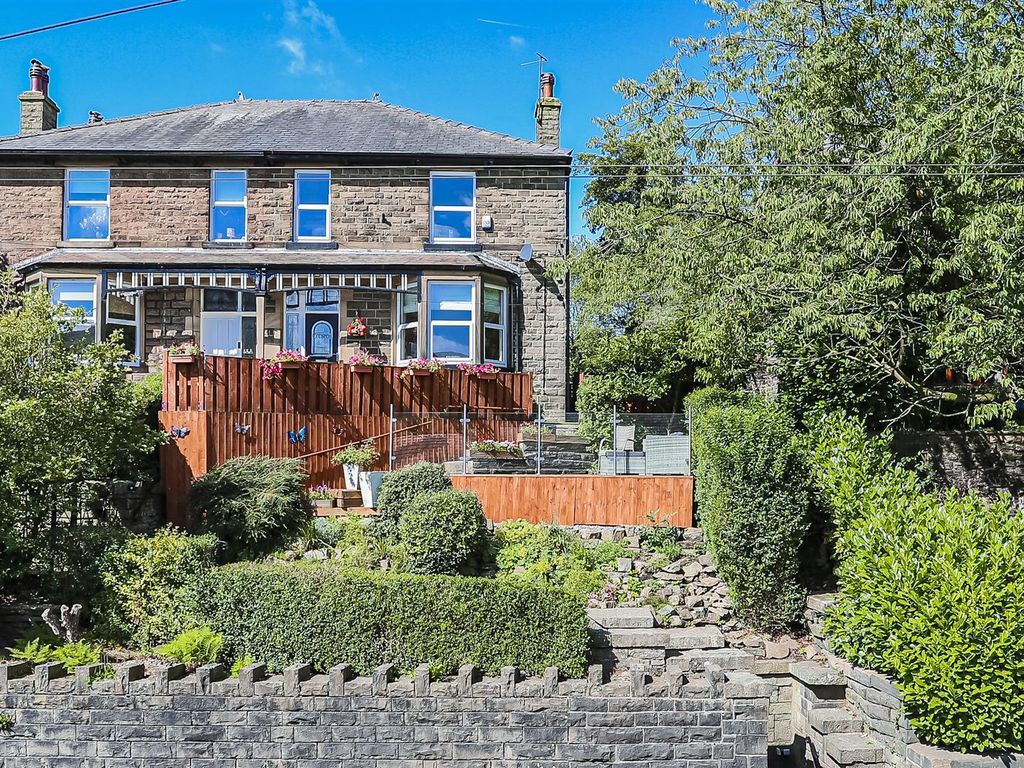 4 bed semidetached house for sale in Market Street, Shawforth