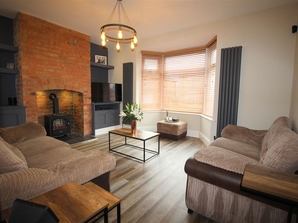 2 bed semidetached house for sale in Leyburn Road, Darlington DL1 Zoopla