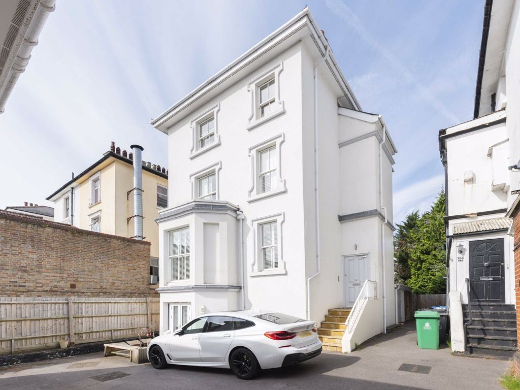 1 bed flat for sale in Ewell Road, Surbiton KT6 Zoopla