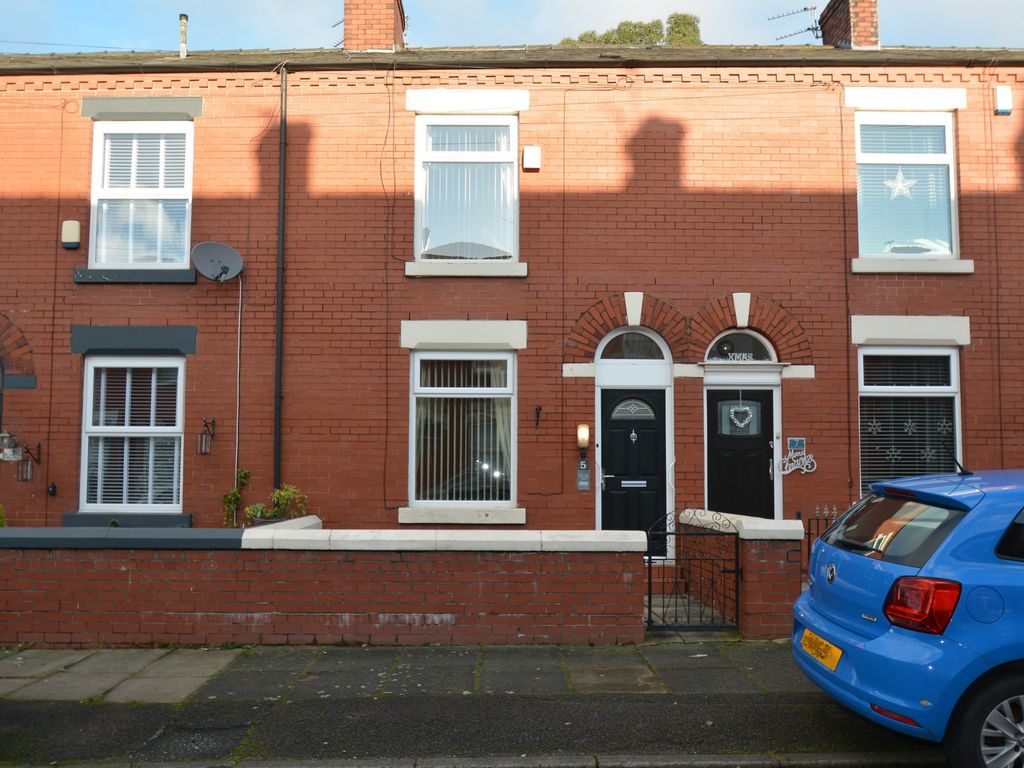 2 bed terraced house for sale in Taylor Street, Droylsden M43, £140,000