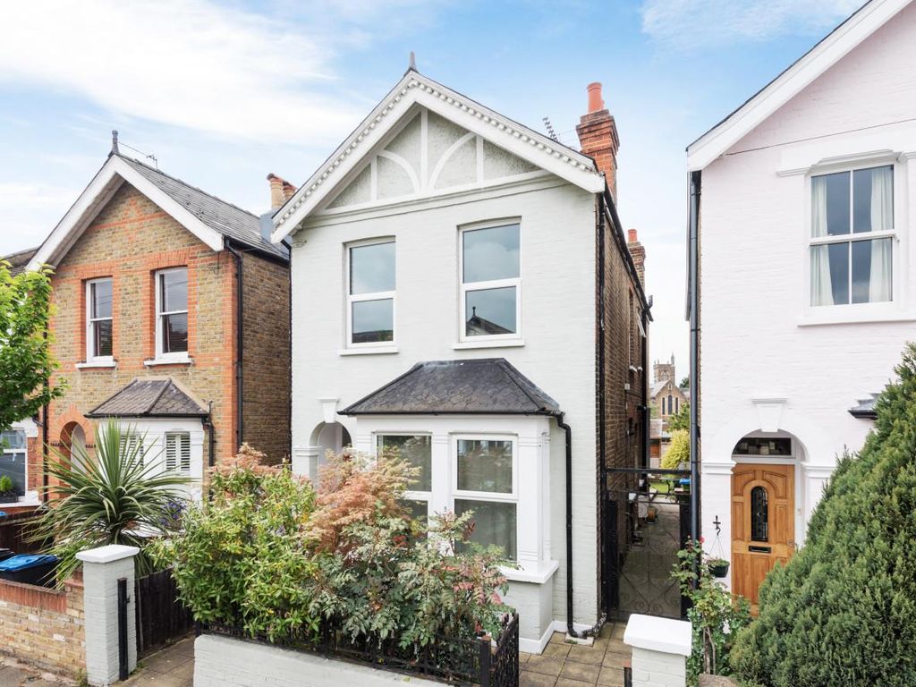 3 bed detached house for sale in Chatham Road, Norbiton, Kingston Upon Thames KT1 Zoopla